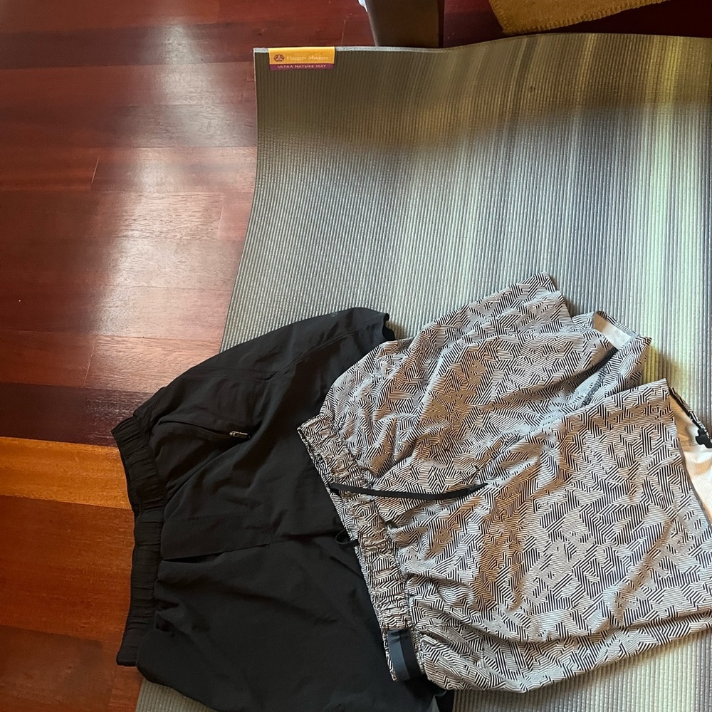 lululemon - Men Pace Breaker Lined Shorts 5” (price for both)